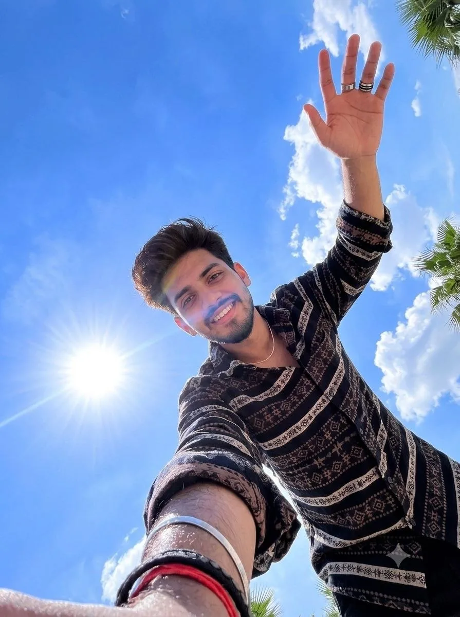 Outdoor Selfie Prompt