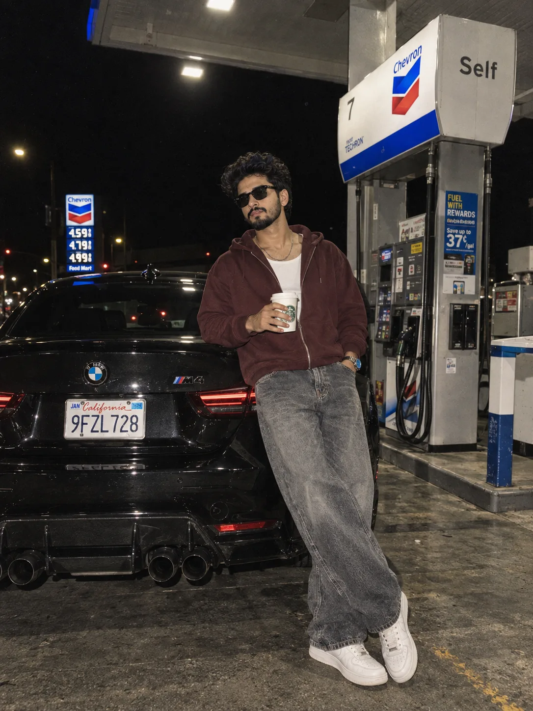BMW M4 Prompt