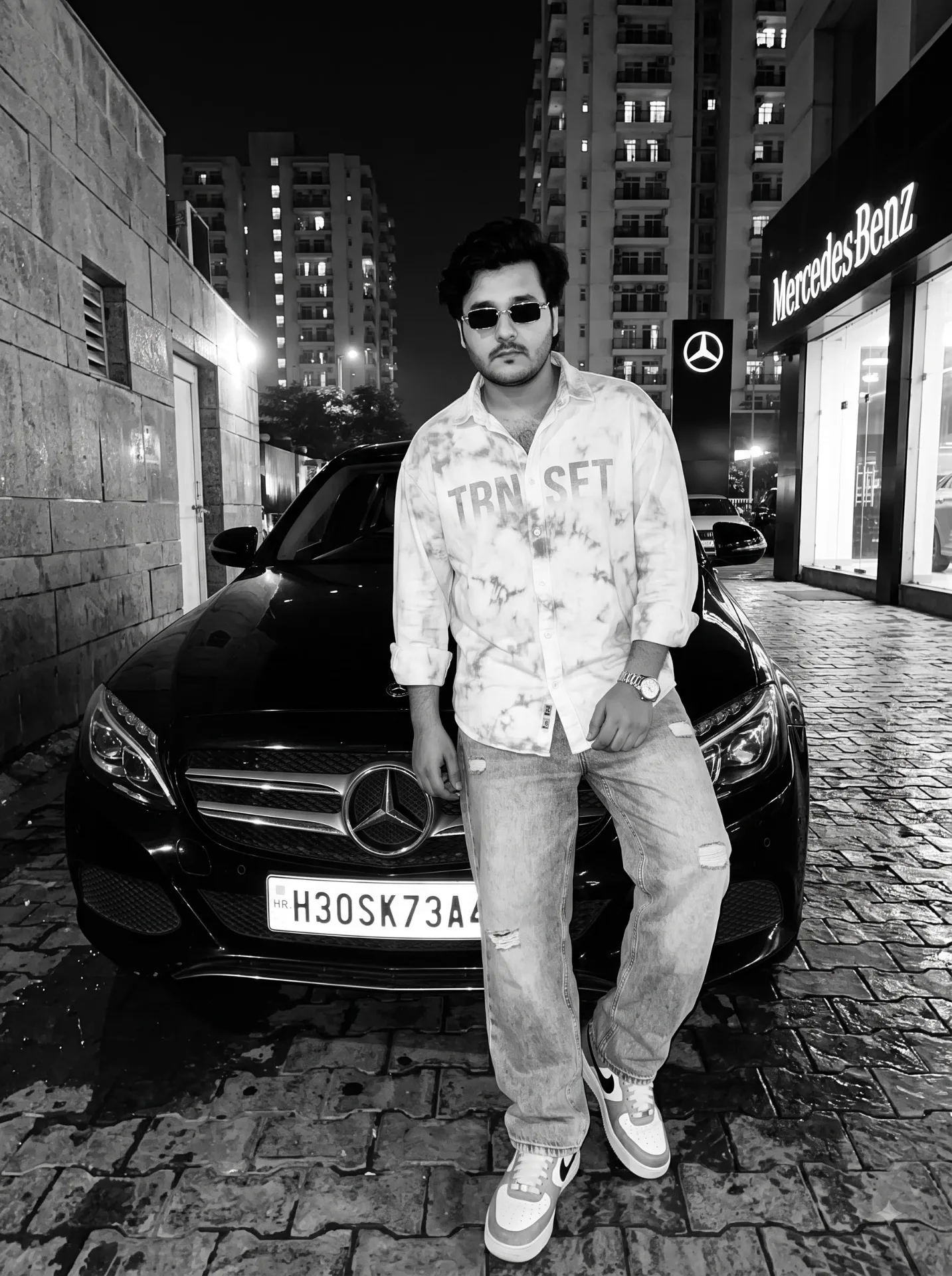 Stylish Photoshot Mercedes-Benz C-Class - Ai Image Prompt