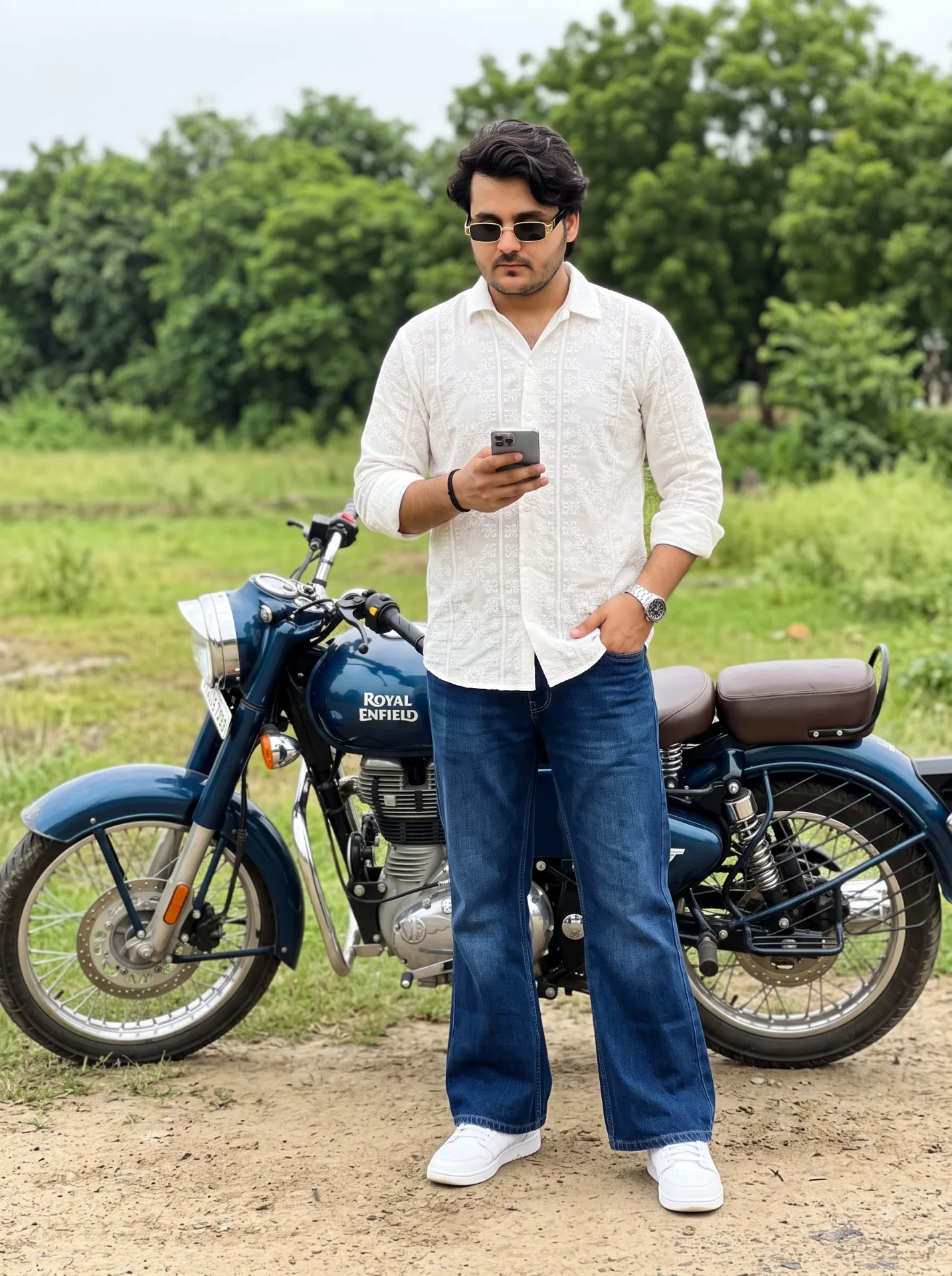 Royal Enfield Bullet - Ai Prompt