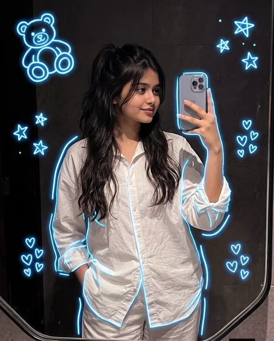 Neon Dreamscape 💫💙🧸