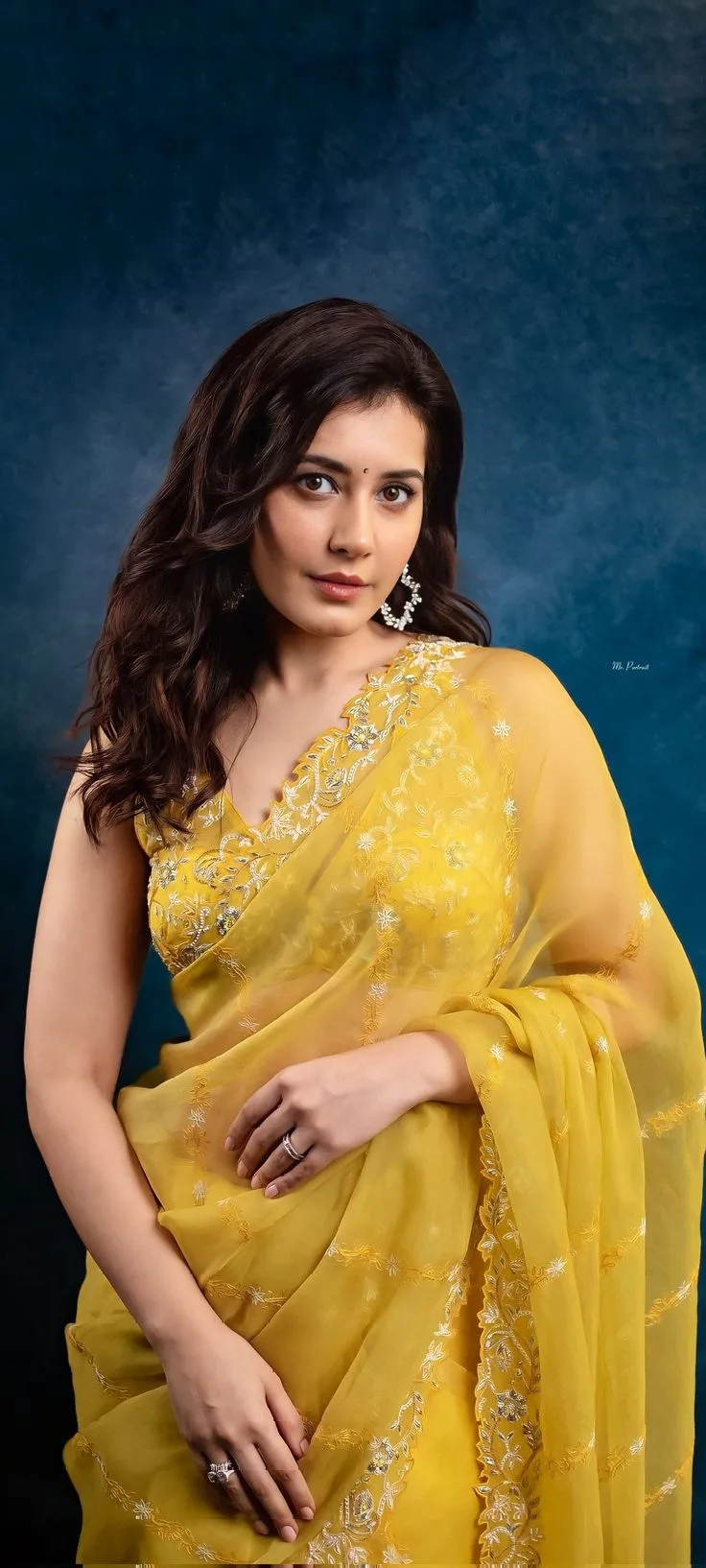 GIRLS STYLISH DRESS PORTRAIT