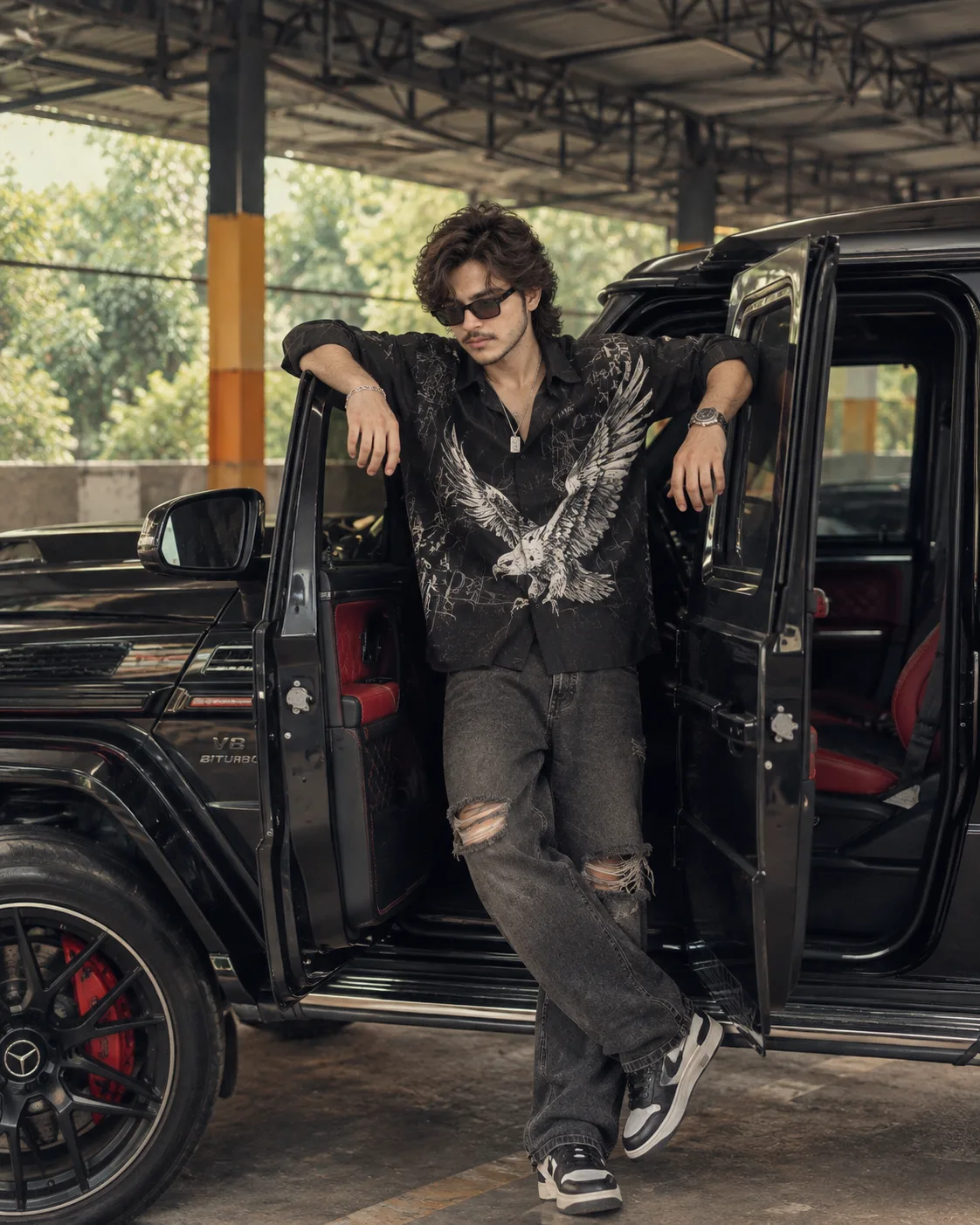 Midnight Luxury — Urban Street Icon