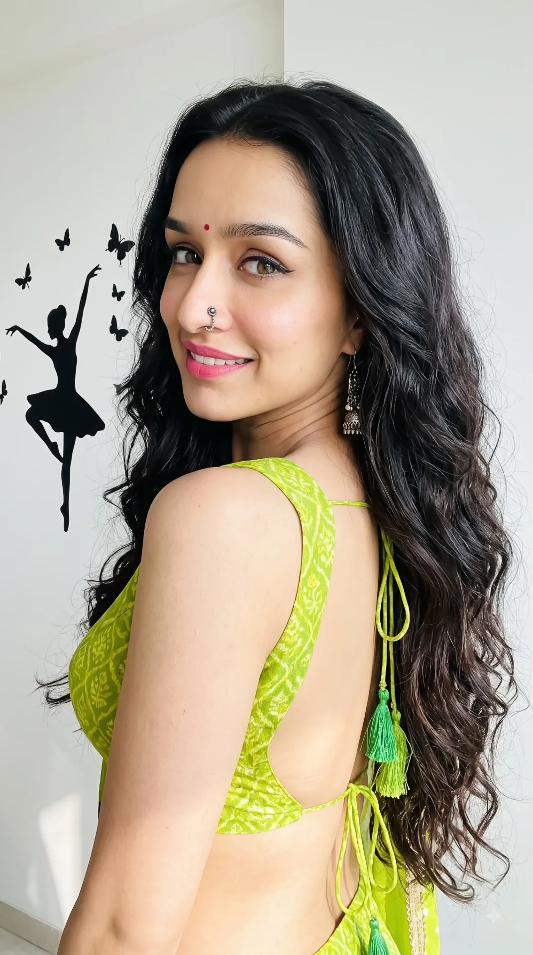 💚📸 Lime Green Desi Instagram Influencer AI Photo Prompt ✨