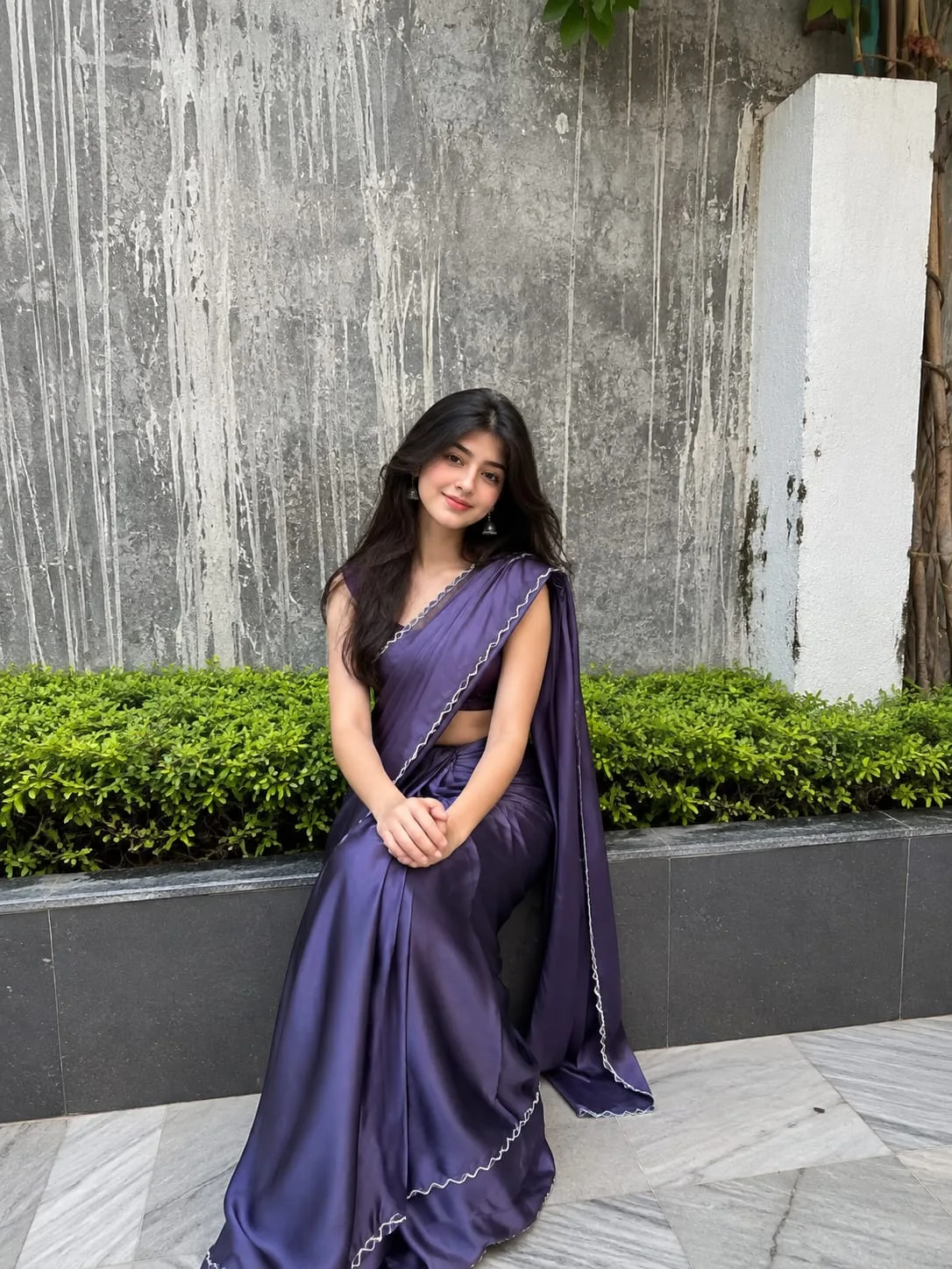 ''Elegance in Silk'' 💜✨